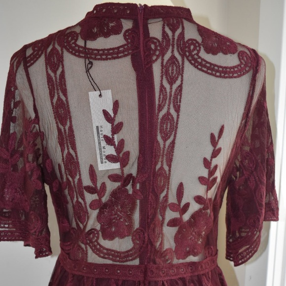Haute Monde Dresses & Skirts - Stunning Boho Lace Dress NWT